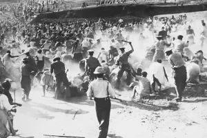 south african police beating blacks