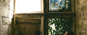 Συμβολική απεικόνιση της αυτογνωσίας, και της αυτοαξιολόγησης, κεντρικό θέμα στη μέθοδο Johari.